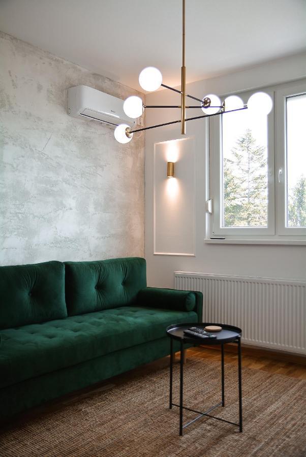 Crown Apartment Суботица Экстерьер фото