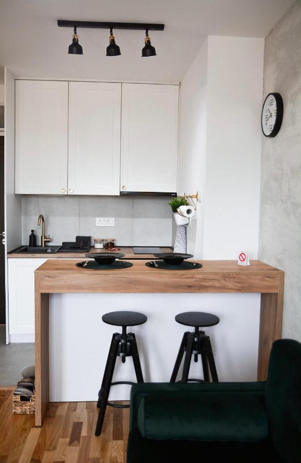 Crown Apartment Суботица Экстерьер фото